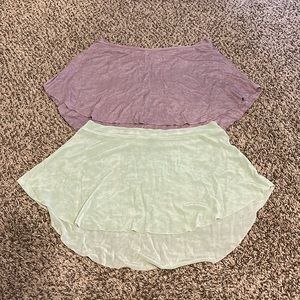 Bullet Pointe Skirts